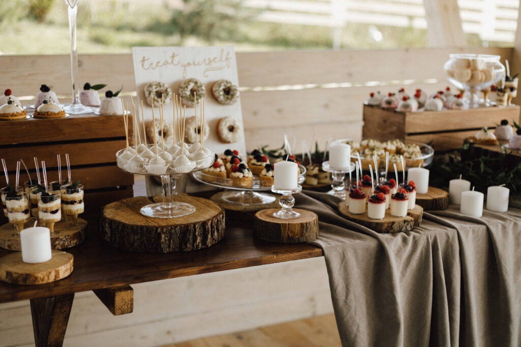 Servizi di wedding planner a Roma: organizzazione completa matrimonio, scelta location, allestimenti e coordinamento evento